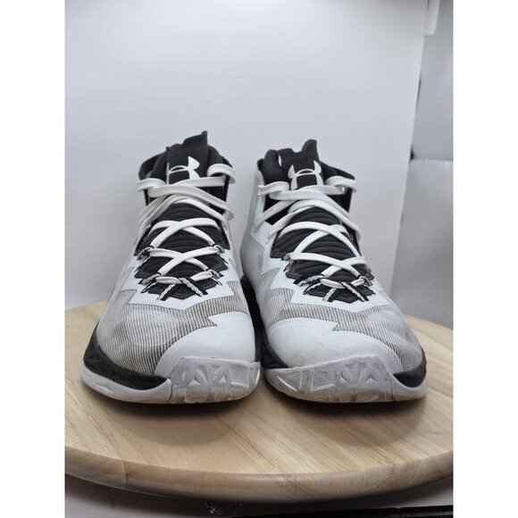 Under Armour UA Lightning 4 Men’s Basketball WHT/BLK 1301667-100 Size 9.5 US - Picture 2 of 9